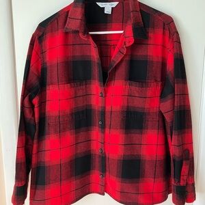 💥 3 for $15 Old Navy The Boyfriend Shirt